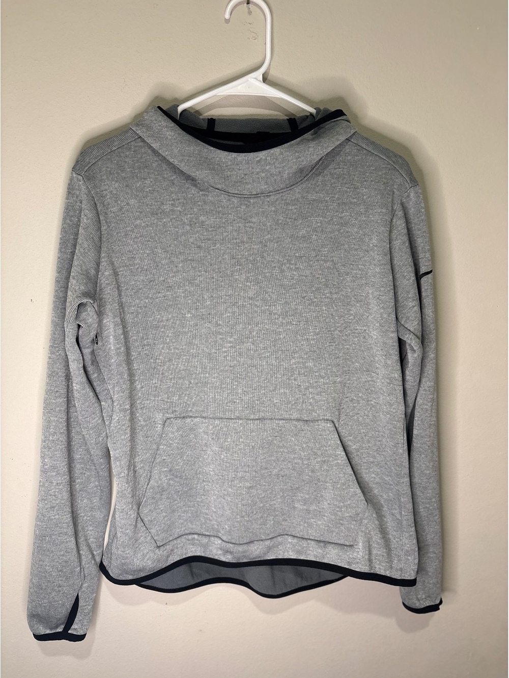 Nike Dri-FIT Gray Pullover Hoodie Sweatshirt  Size Large